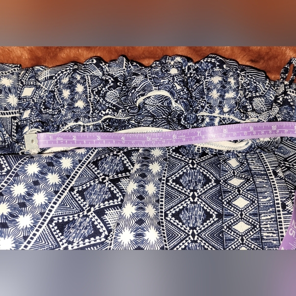 Pyramid Collection Wrap Pants - Picture 5 of 5